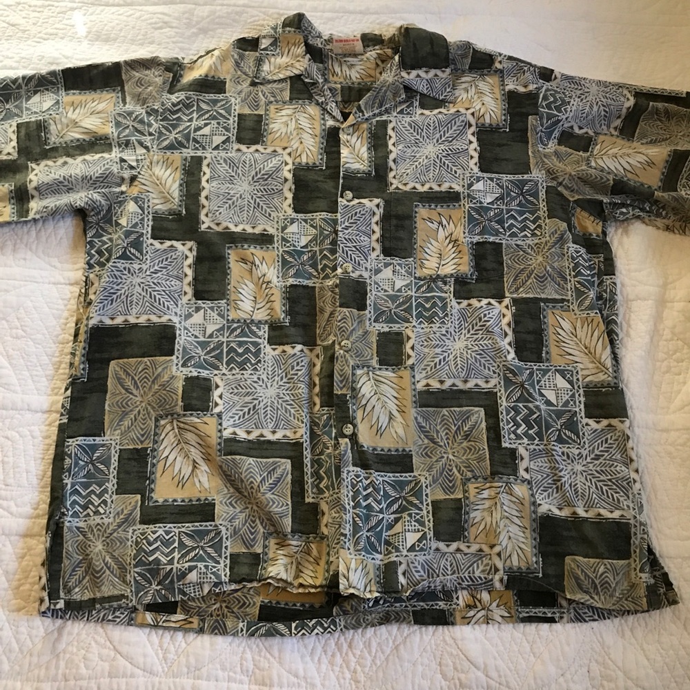 Go Barefoot Hawaiian Shirt XL